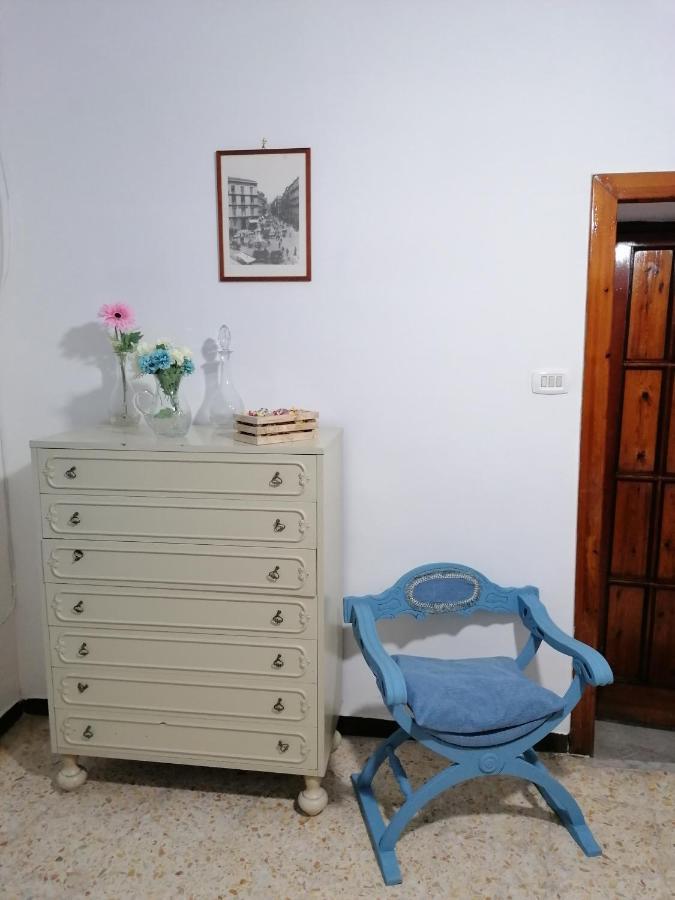 A Finesta E Titina Naples